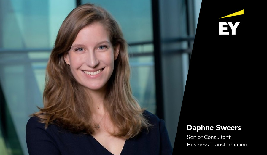 Daphne Sweers, Senior Consultant Business Transformation bij EY