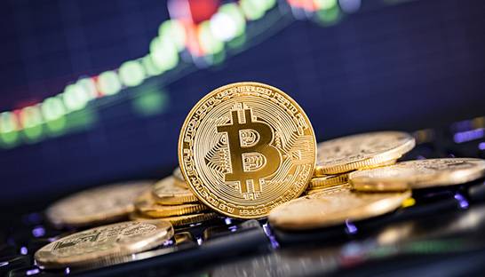Bitcoin steekt goud naar de kroon als digitale reserve asset