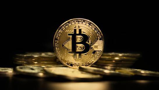 Nederlandse crypto-investeerders vrezen waardedaling Bitcoin tot €15.000
