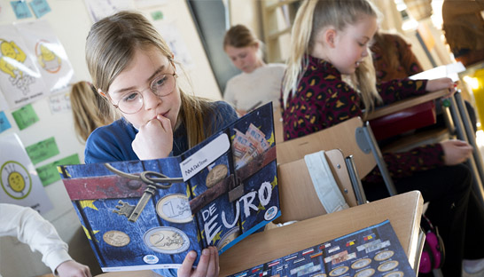Volksbank bereikt recordaantal scholieren met Eurowijs-lesmateriaal